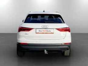 Audi Q3 45 TFSI e thumbnail