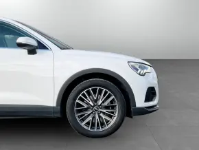 Audi Q3 45 TFSI e thumbnail