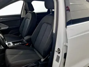 Audi Q3 45 TFSI e thumbnail