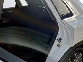 Audi Q3 45 TFSI e thumbnail