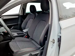 SEAT Leon Sportstourer FR e-HYBRID DSG6 thumbnail