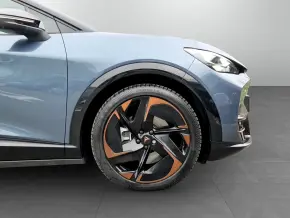 CUPRA Tavascan VZ 77 kWh thumbnail