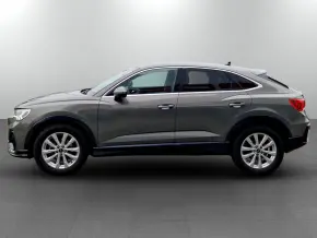 Audi Q3 Sportback 35 TFSI thumbnail