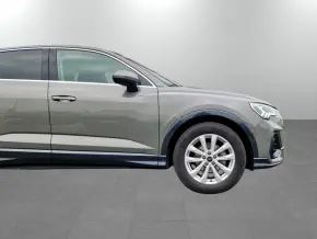 Audi Q3 Sportback 35 TFSI thumbnail