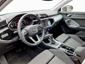 Audi Q3 Sportback 35 TFSI thumbnail