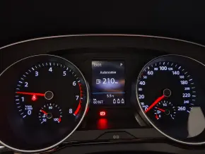 VW Passat Comfortline1.5 TSI ACT DSG thumbnail