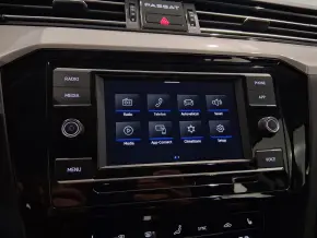 VW Passat Comfortline1.5 TSI ACT DSG thumbnail