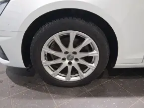 Audi A4 Limousine 35 TFSI thumbnail