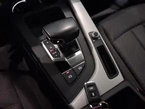 Audi A4 Limousine 35 TFSI thumbnail