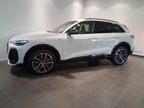 Audi Q5 40 TFSI quattro thumbnail
