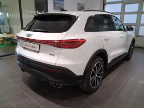 Audi Q5 40 TFSI quattro thumbnail