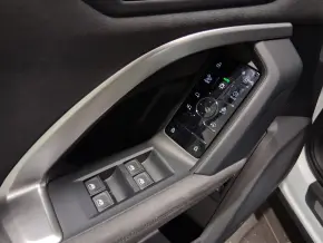 Audi Q5 40 TFSI quattro thumbnail