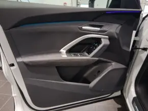 Audi Q5 40 TFSI quattro thumbnail