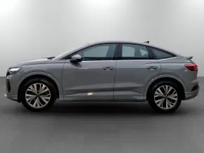 Audi Q4 SB 35 e-tron 125 kW / 170 CP thumbnail