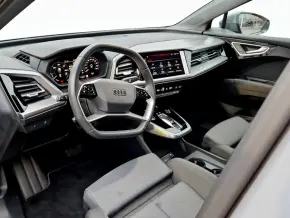 Audi Q4 SB 35 e-tron 125 kW / 170 CP thumbnail