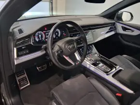 Audi Q8 50 TDI quattro thumbnail