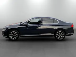 VW Noul Passat Highline 2.0 TDI DSG thumbnail