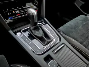 VW Noul Passat Highline 2.0 TDI DSG thumbnail