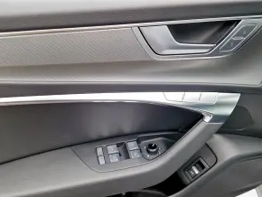 Audi A6 Limousine 55 TFSI quattro Sport thumbnail