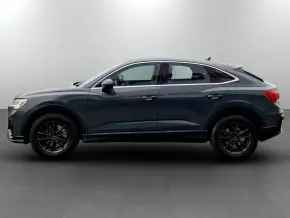 Audi Q3 Sportback 40 TFSI quattro thumbnail