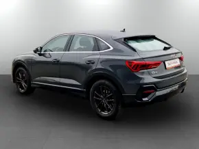 Audi Q3 Sportback 40 TFSI quattro thumbnail