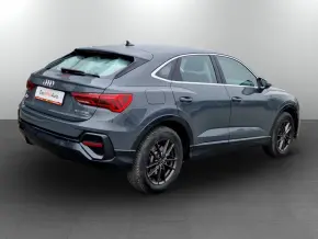 Audi Q3 Sportback 40 TFSI quattro thumbnail