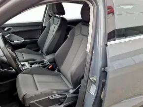 Audi Q3 Sportback 40 TFSI quattro thumbnail