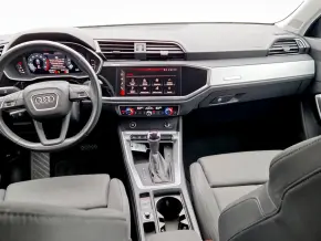 Audi Q3 Sportback 40 TFSI quattro thumbnail