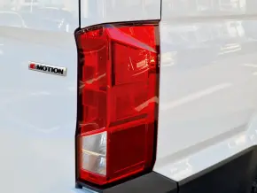 VW Crafter 3.5 Furgon L3H3 4M 103kW thumbnail