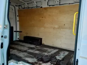 VW Crafter 3.5 Furgon L3H3 4M 103kW thumbnail