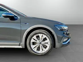 VW Noul Passat Alltrack 2.0 TDI DSG7 4Mot thumbnail