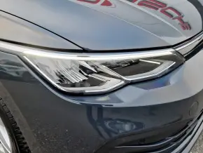 VW Golf Variant Life 2.0 TDI DSG thumbnail