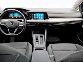 VW Golf Variant Life 2.0 TDI DSG thumbnail