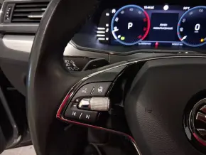 Škoda Superb Combi Ambition TDI DSG thumbnail