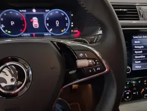 Škoda Superb Combi Ambition TDI DSG thumbnail