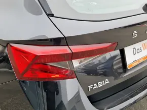 Škoda FABIA AMBITION 1.0 TSI thumbnail