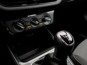 Škoda FABIA AMBITION 1.0 TSI thumbnail