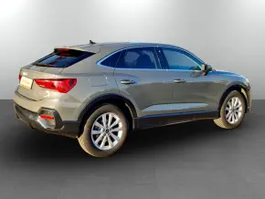Audi Q3 Sportback 35 TFSI thumbnail