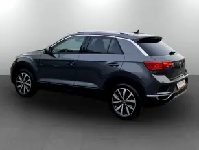 VW T-Roc Design TSI DSG thumbnail