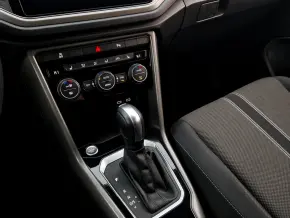 VW T-Roc Design TSI DSG thumbnail