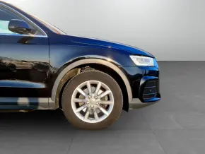 Audi Q3 2.0 TDI quattro thumbnail