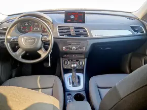 Audi Q3 2.0 TDI quattro thumbnail