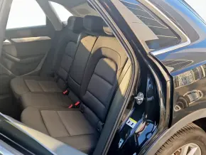 Audi Q3 2.0 TDI quattro thumbnail