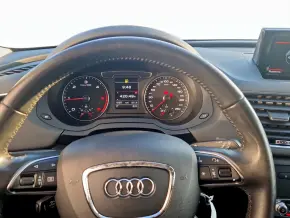 Audi Q3 2.0 TDI quattro thumbnail