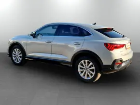 Audi Q3 Sportback 35 TFSI thumbnail