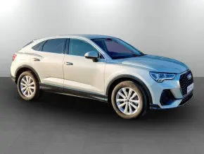 Audi Q3 Sportback 35 TFSI thumbnail