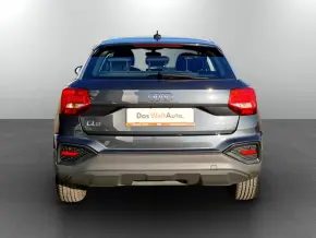 Audi Q2 Basic 35 TFSI thumbnail