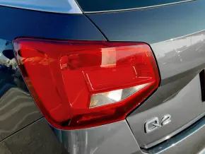 Audi Q2 Basic 35 TFSI thumbnail