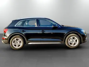 Audi Q5 Advanced 50 TFSI e quattro 299 CP thumbnail