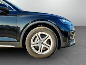 Audi Q5 Advanced 50 TFSI e quattro 299 CP thumbnail
